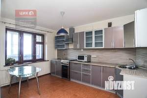 3-к квартира, вторичка, 93м2, 8/10 этаж