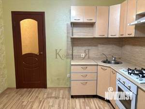 2-к квартира, вторичка, 70м2, 1/8 этаж