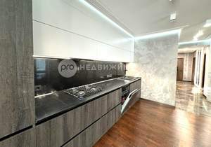 3-к квартира, вторичка, 95м2, 1/3 этаж