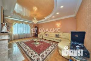 4-к квартира, вторичка, 150м2, 2/6 этаж