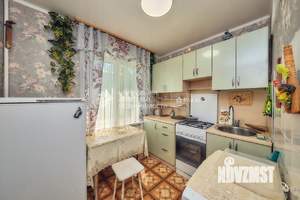 3-к квартира, вторичка, 52м2, 2/5 этаж
