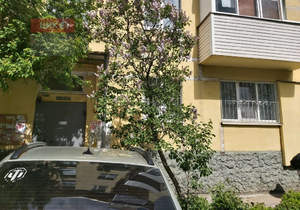 2-к квартира, вторичка, 42м2, 1/5 этаж