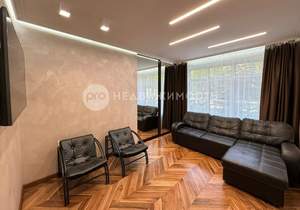 3-к квартира, вторичка, 95м2, 1/3 этаж