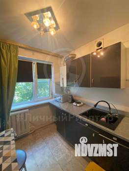 4-к квартира, вторичка, 60м2, 5/5 этаж