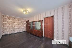 2-к квартира, вторичка, 47м2, 1/4 этаж