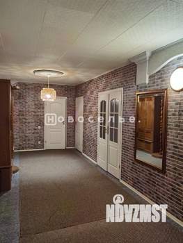 4-к квартира, вторичка, 164м2, 1/4 этаж