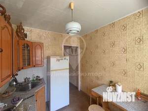 3-к квартира, вторичка, 68м2, 1/9 этаж