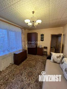 2-к квартира, вторичка, 42м2, 1/9 этаж