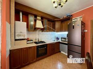 2-к квартира, вторичка, 72м2, 2/4 этаж