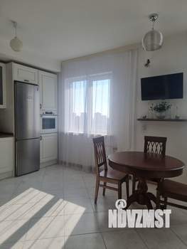 3-к квартира, вторичка, 65м2, 25/25 этаж