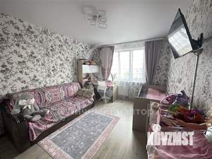 2-к квартира, вторичка, 63м2, 13/23 этаж