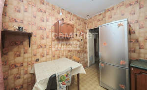 4-к квартира, вторичка, 75м2, 1/9 этаж