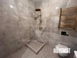 1-к квартира, вторичка, 63м2, 1/4 этаж