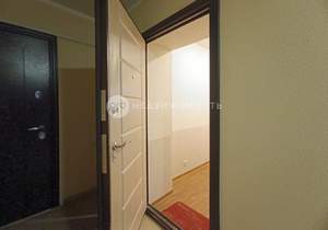 2-к квартира, вторичка, 57м2, 1/10 этаж
