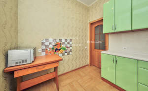 2-к квартира, вторичка, 55м2, 1/5 этаж