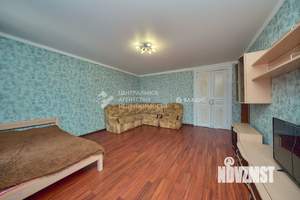 3-к квартира, вторичка, 65м2, 2/2 этаж