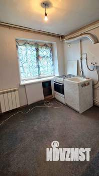 2-к квартира, вторичка, 43м2, 1/4 этаж