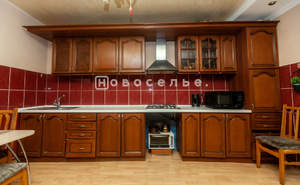 3-к квартира, вторичка, 115м2, 1/9 этаж