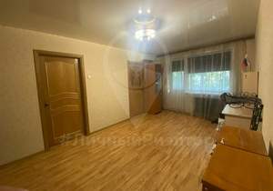 4-к квартира, вторичка, 60м2, 5/5 этаж