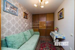 3-к квартира, вторичка, 57м2, 5/5 этаж