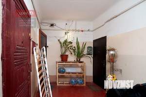 2-к квартира, вторичка, 61м2, 1/2 этаж