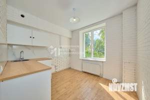 2-к квартира, вторичка, 56м2, 1/4 этаж