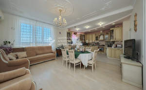 4-к квартира, вторичка, 163м2, 14/14 этаж