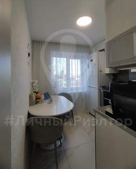 2-к квартира, вторичка, 43м2, 4/5 этаж