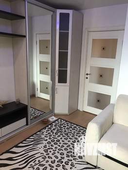 3-к квартира, вторичка, 104м2, 6/6 этаж