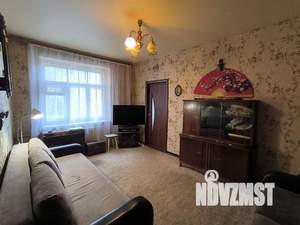 2-к квартира, вторичка, 36м2, 1/2 этаж