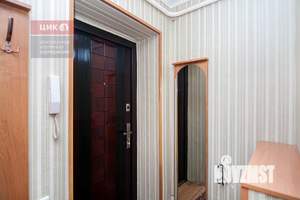 2-к квартира, вторичка, 42м2, 1/5 этаж
