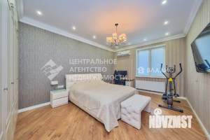 3-к квартира, вторичка, 120м2, 1/1 этаж