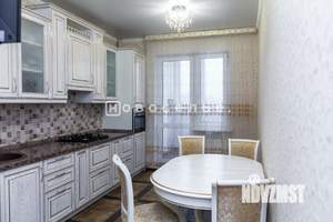 2-к квартира, вторичка, 64м2, 4/25 этаж