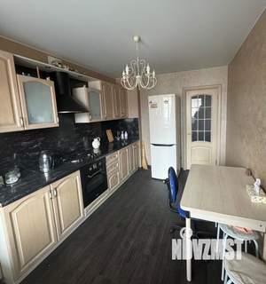 2-к квартира, вторичка, 58м2, 7/8 этаж