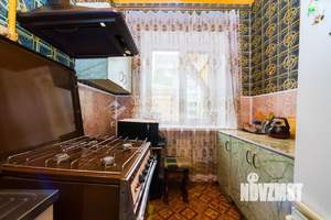 2-к квартира, вторичка, 52м2, 3/3 этаж
