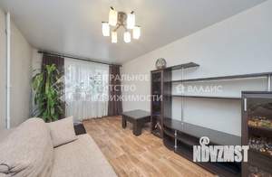 2-к квартира, вторичка, 54м2, 1/5 этаж