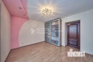 2-к квартира, вторичка, 64м2, 7/10 этаж