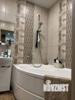 2-к квартира, вторичка, 55м2, 1/1 этаж