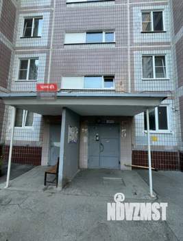 2-к квартира, вторичка, 52м2, 1/9 этаж