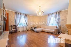 3-к квартира, вторичка, 107м2, 1/6 этаж