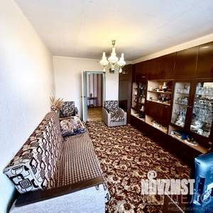 3-к квартира, вторичка, 61м2, 5/5 этаж